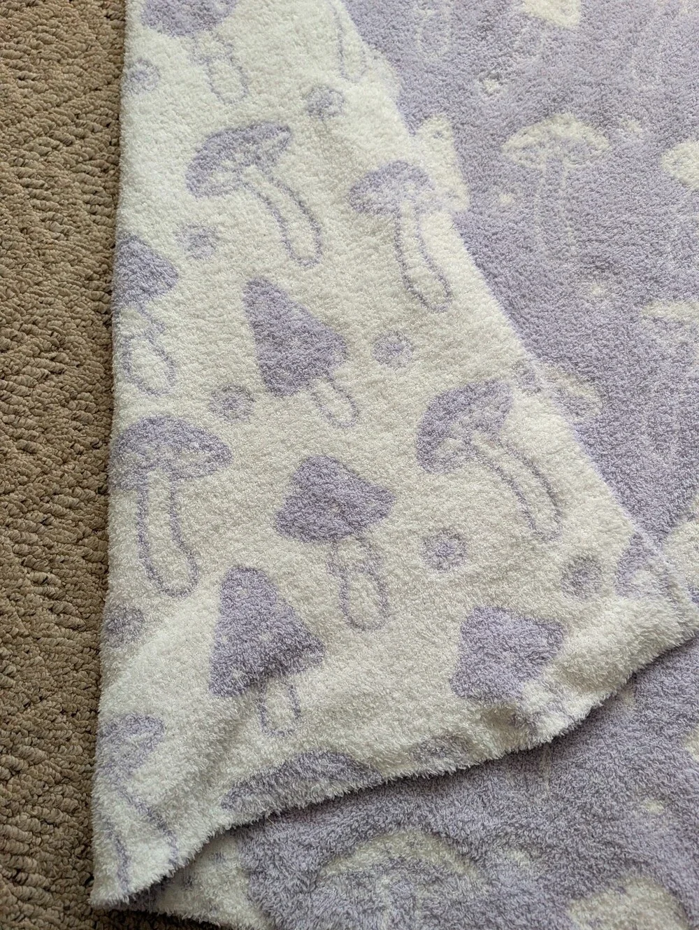 Fuzzy Lilac Purple White Mushroom Blanket Cottagecore Cozy Plush Pastel Boho Vtg